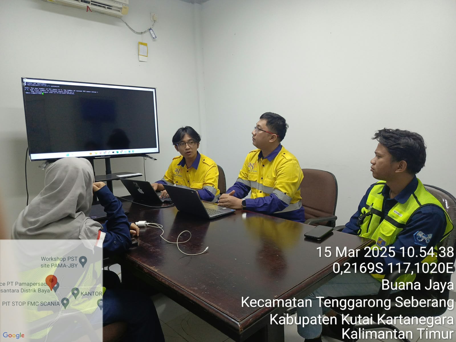 Tim teknis SCA berdiskusi di workshop PAMA site JBY